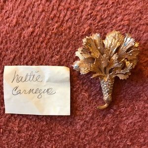 Vintage gold tone Hattie Carnegie brooch pin